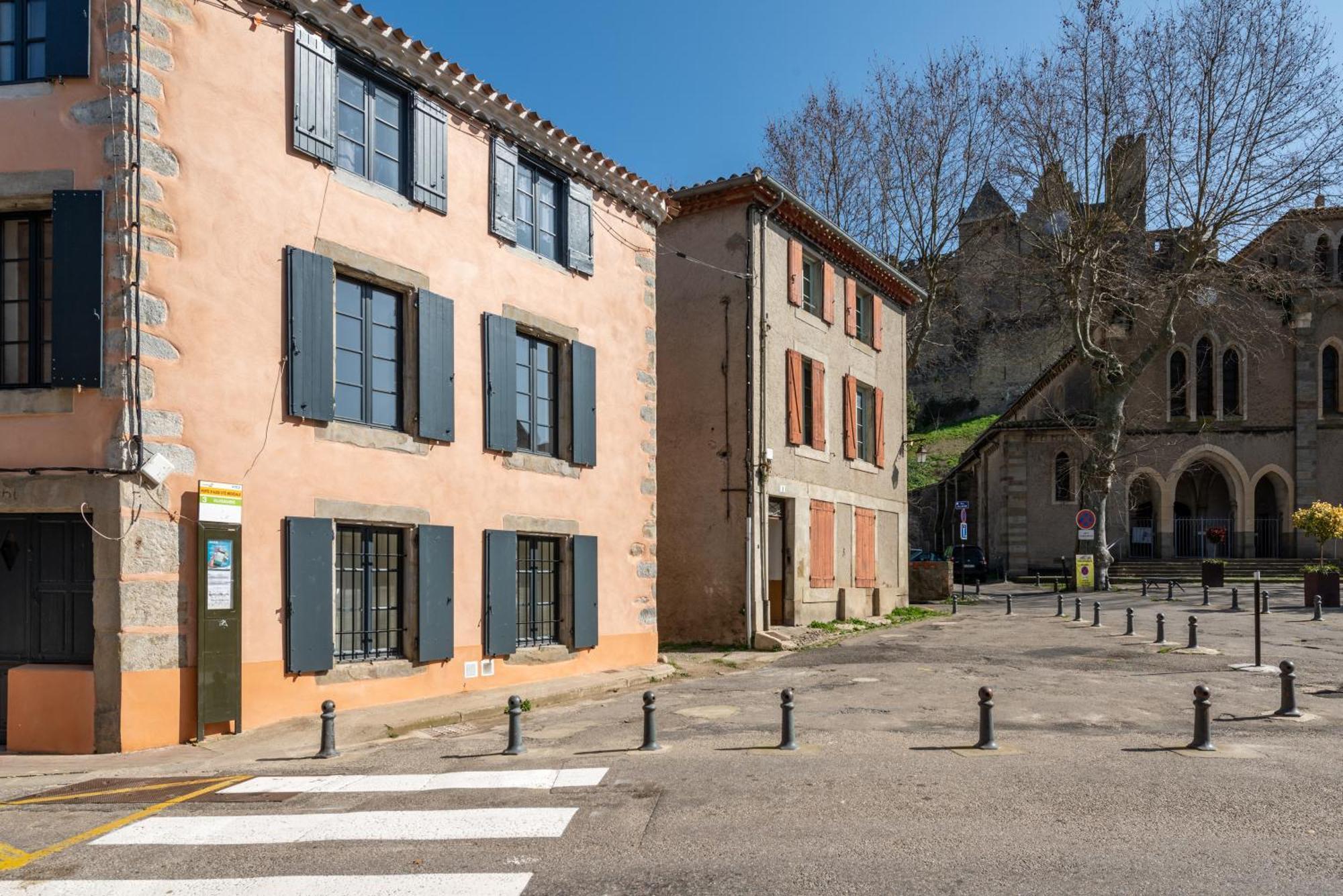 Les Gites De Laure - L'Or Vert, Appartement Avec Vue Sur Le Chateau, Parking Prive, Climatisation, Netflix, A 160 M De La Cite Medievale Carcassonne Exterior foto